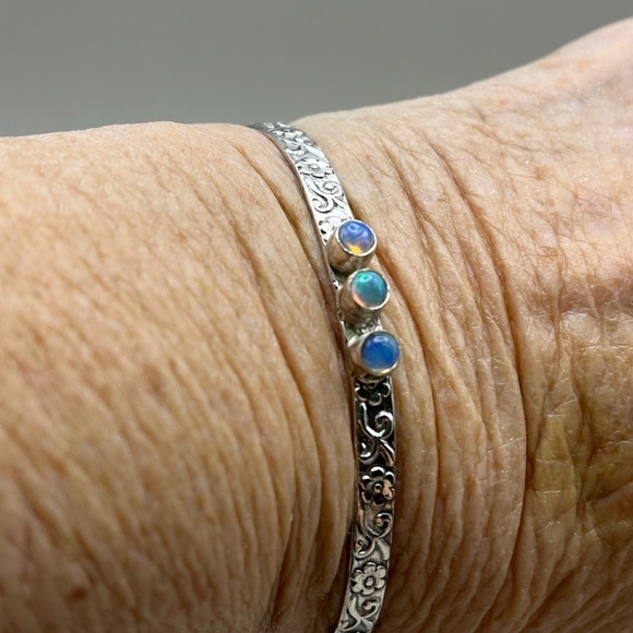 Elegant Sterling Silver Bracelet with Blue Opal Gemstone Accents - Picture 6 of 6
